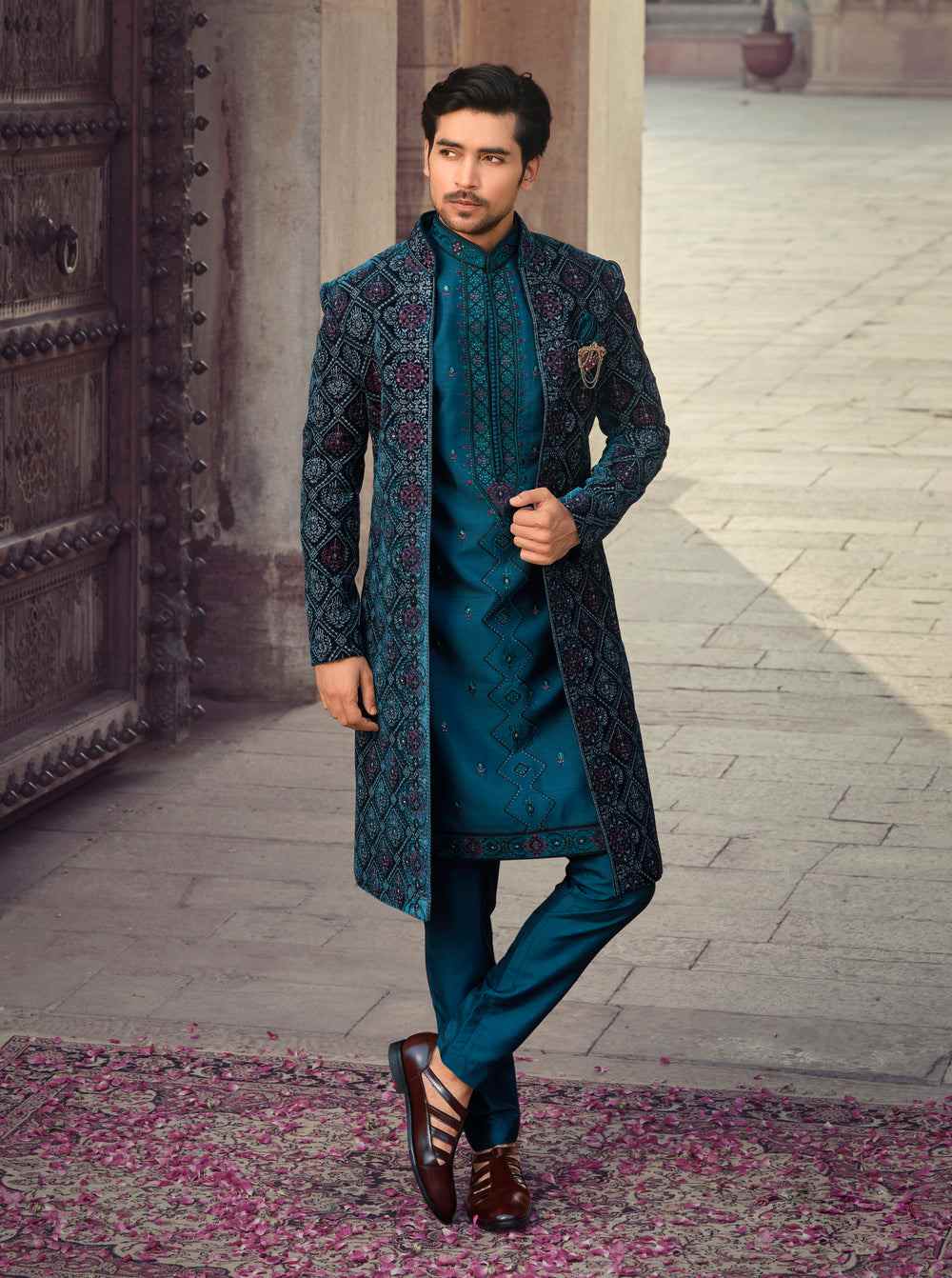 indo western dress for engagement for groom Indo Western Sherwani Designs For Groom 2018 Mens Indian Latest Design For Grey Indo Western Sherwani Groom Wedding Party Wear Engagement Function Occasion Ethnic Dress