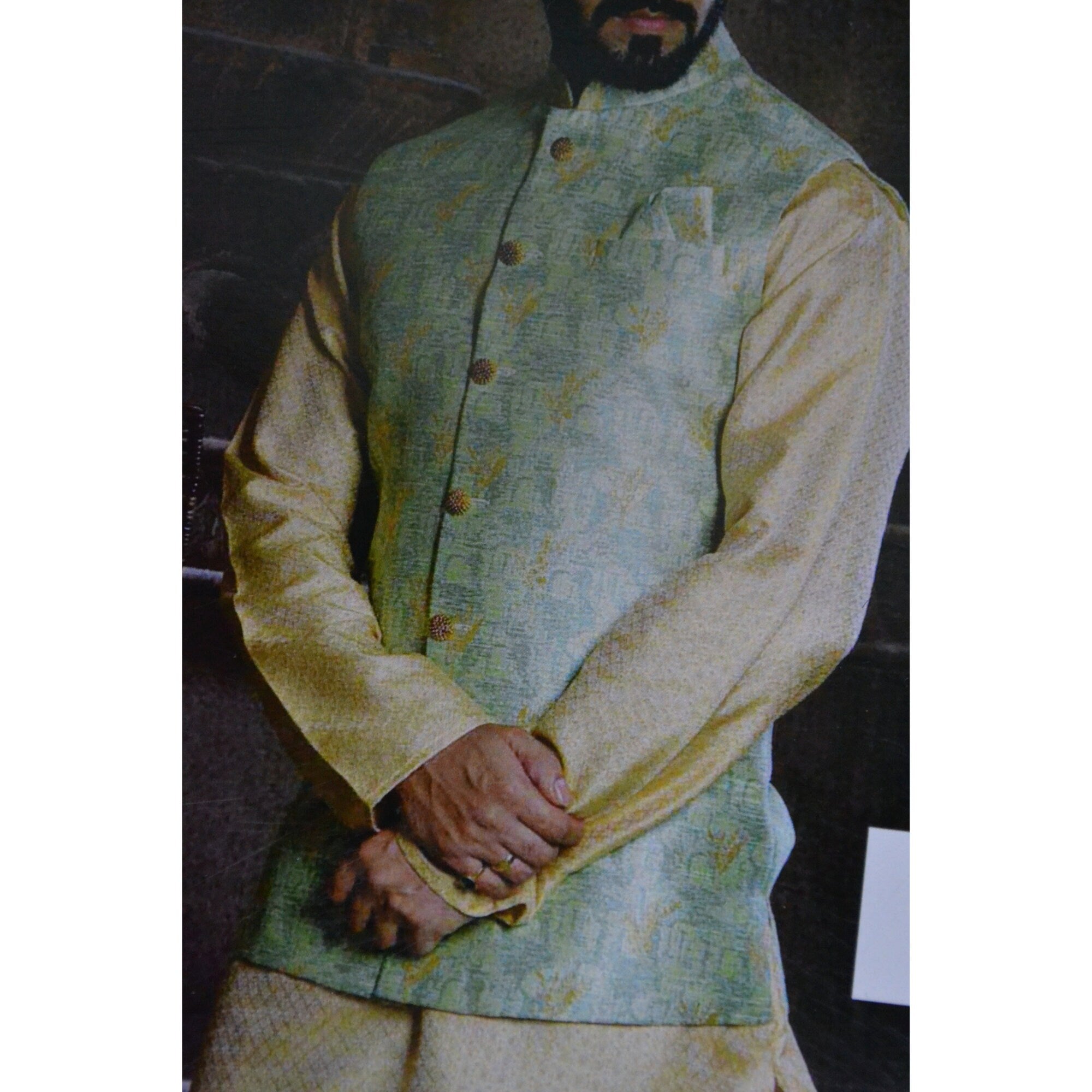 Royal Kurta Men's Silk Blend Kurta Pyjama & Nehru Jacket Set (44,  Gold-Maroon) - Walmart.com